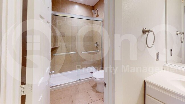 Building Photo - 2929 Holy Cross Ln