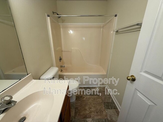 Building Photo - 1259 Asbury Ct