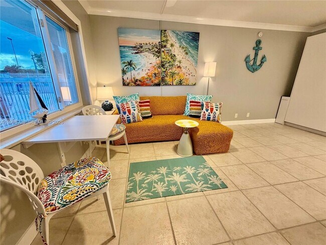 Building Photo - 1480 S Ocean Blvd