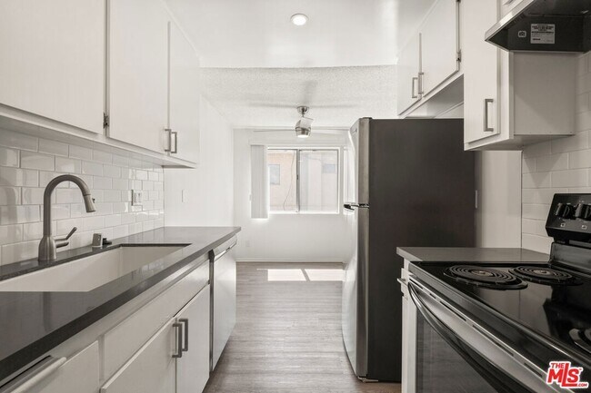 Building Photo - 1457 Butler Ave