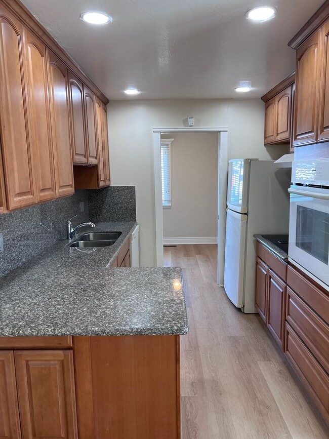 BEAUTIFUL RANCH STYLE HOME IN DESIREABLE SAN LORENZO, FRONT & BACK ...