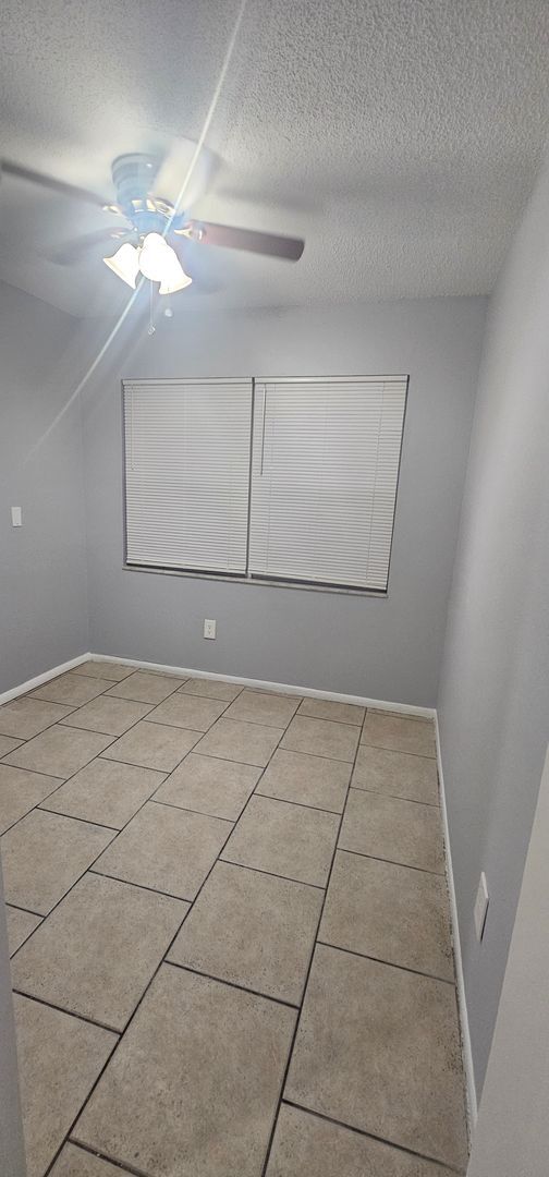 Building Photo - 5684 Tomoka Dr