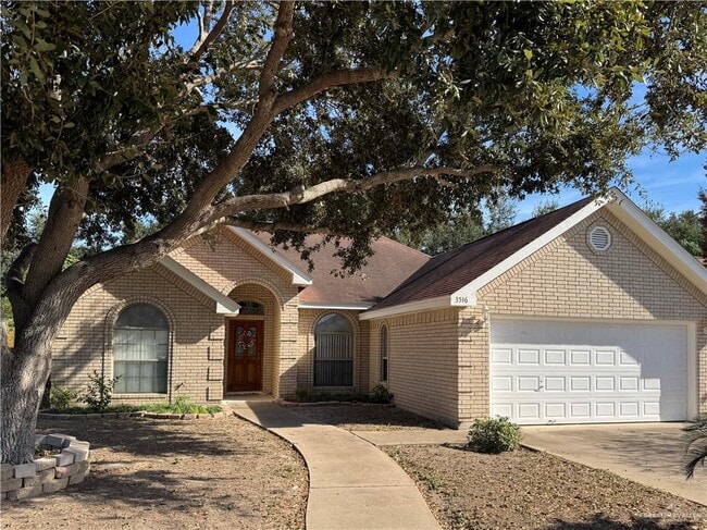 Primary Photo - 28 S 32nd St