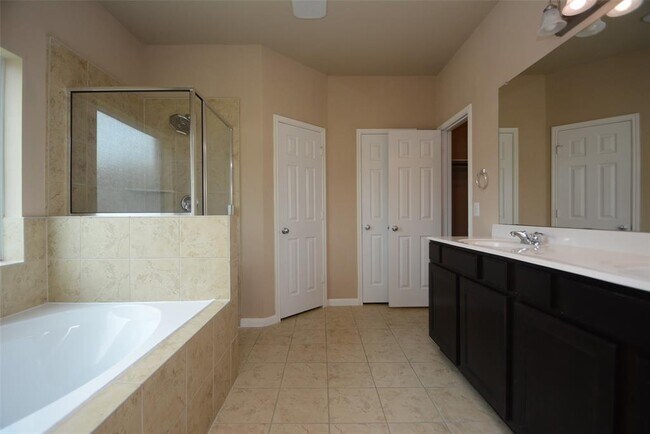 Building Photo - 21711 Tinsley Trails