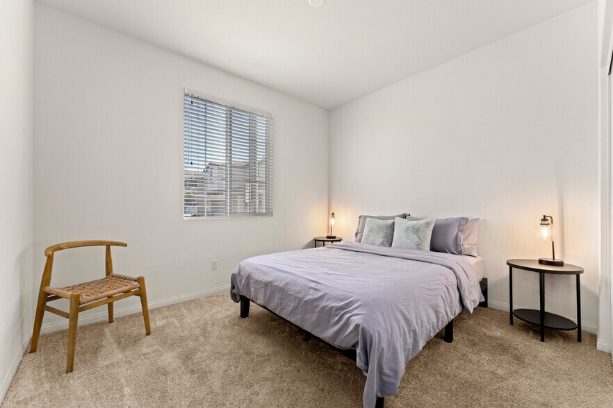Building Photo - 14623 Gulfstream Ln