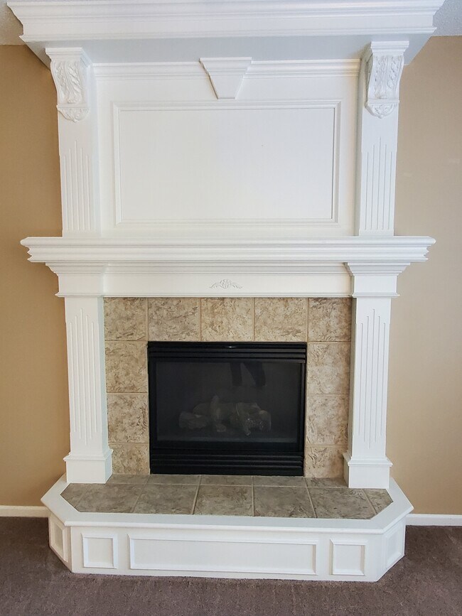 Building Photo - 14612 S Hallet St