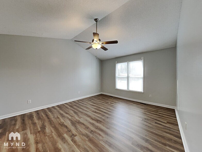 Building Photo - 1112 New Castle Ct