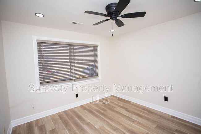 Building Photo - 816 Winding Way