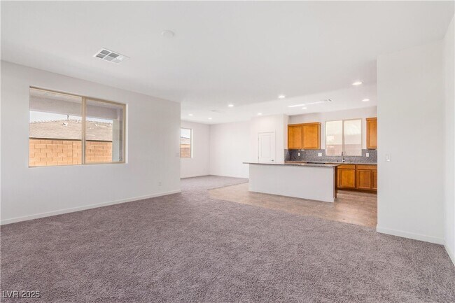 Building Photo - 9692 Jade Rise Ave