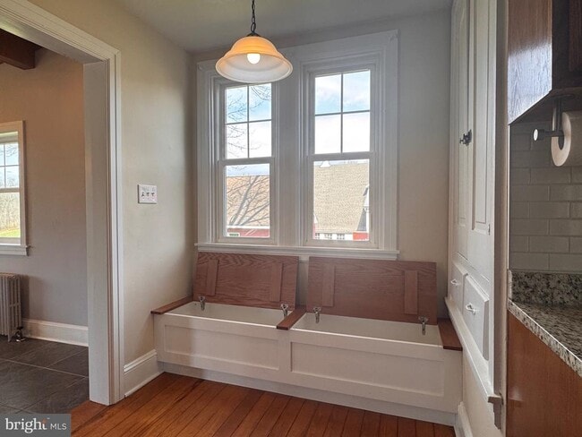 Building Photo - 110 Lyndell Rd