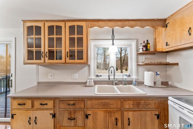 Building Photo - 67 Dogwood Dr