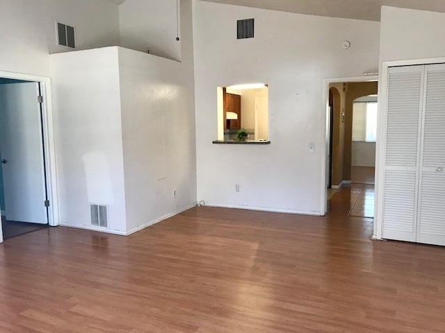 Building Photo - GREAT 3/2/1 SINGLE FAMILY HOME MINUTES TO ...
