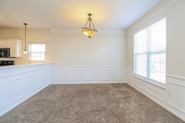 Building Photo - 11925 Misty Pine Ct