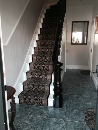 Common Area Foyer - 87 Irving St