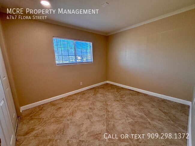 Building Photo - 4747 Flora St