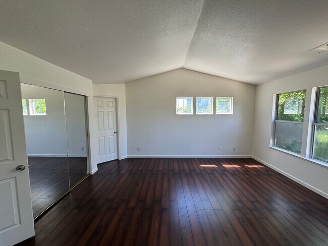 Building Photo - Ready to Move? Pet Friendly