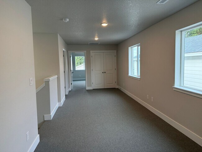 Building Photo - Beautiful Three Bedroom New Construction Home For Rent