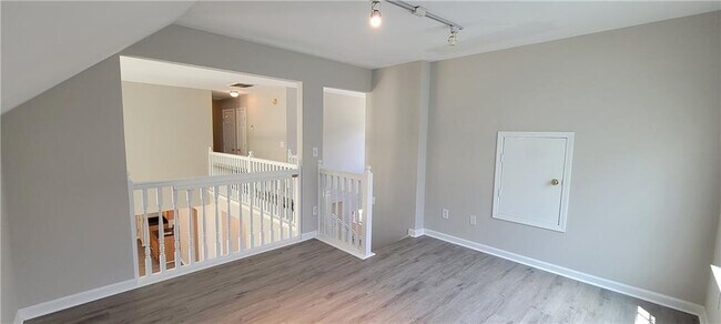Building Photo - 5291 Caitlin Ln