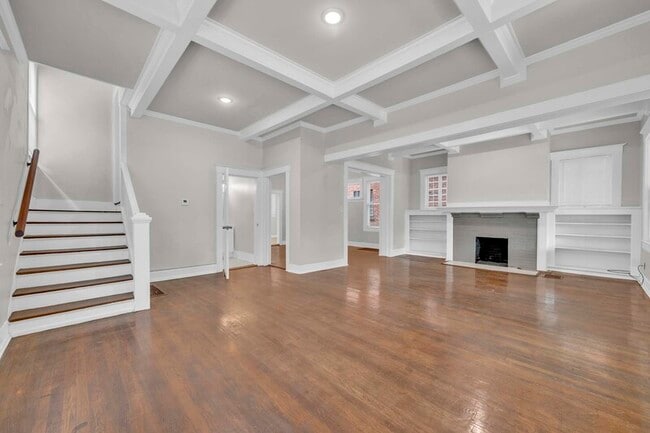 Building Photo - 1230 29th St S