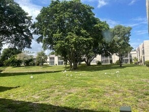 Building Photo - 2800 Fiore Way