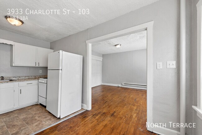 Building Photo - 3933 Charlotte St