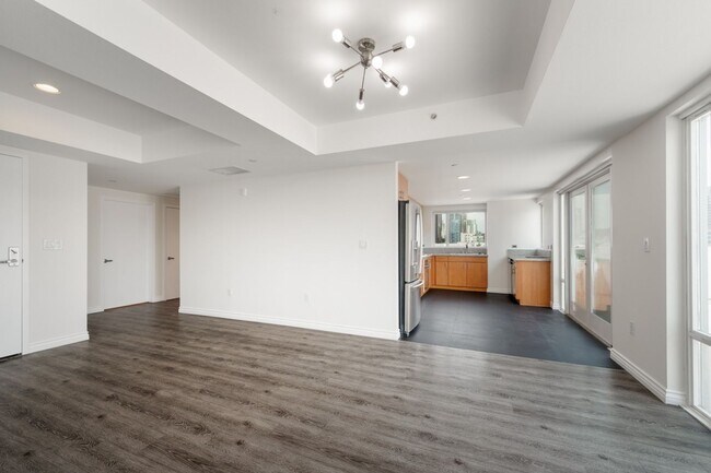 Building Photo - Stunning East Village 2 Bedroom at Nexus! Expansive Balcony! Pet Ok!