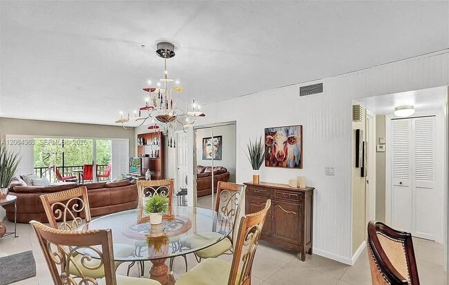 Building Photo - 6060 S Falls Cir Dr
