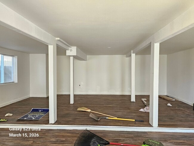 Building Photo - 19141ravenhillroad.is4lease.com