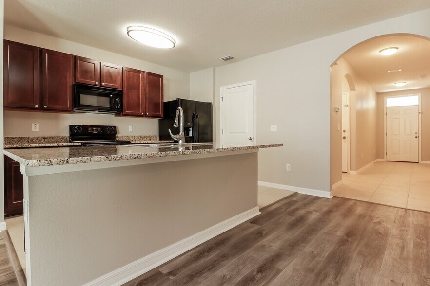Building Photo - 3767 Bramblewood Loop
