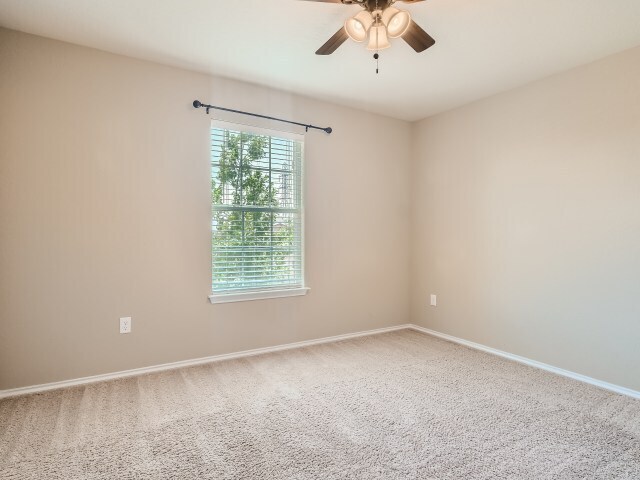 Building Photo - 303 Rustic Willow