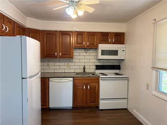 Building Photo - 223 Orchard Ave