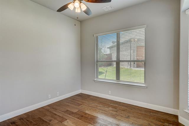 Building Photo - 514 Zinnia Lp