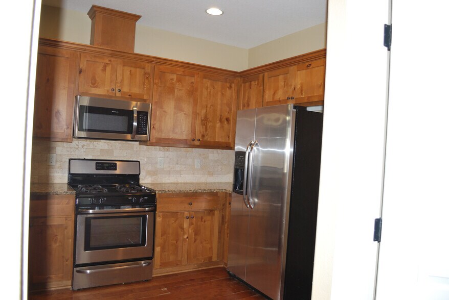 Building Photo - 9706 NE 75th Way
