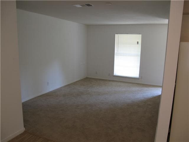 Building Photo - 8418 Briarwood Ln