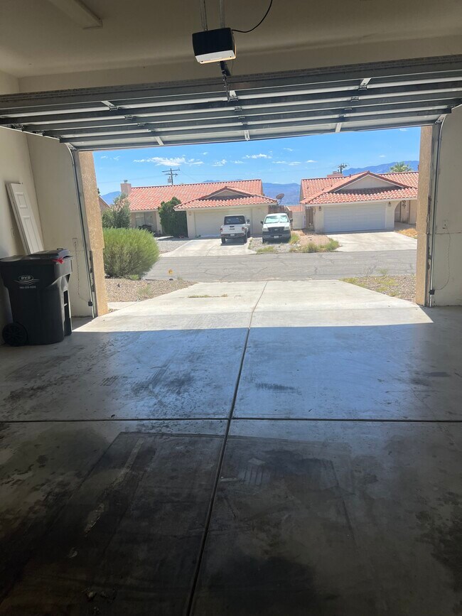 Building Photo - 66334 San Juan Rd