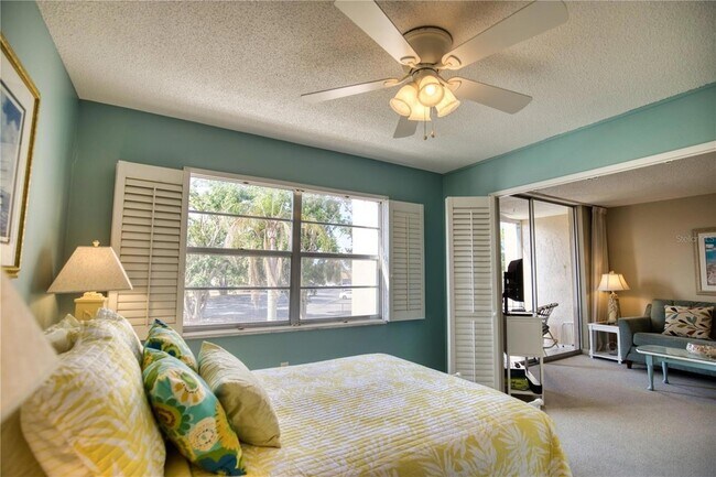 Building Photo - 519 Albee Farm Rd