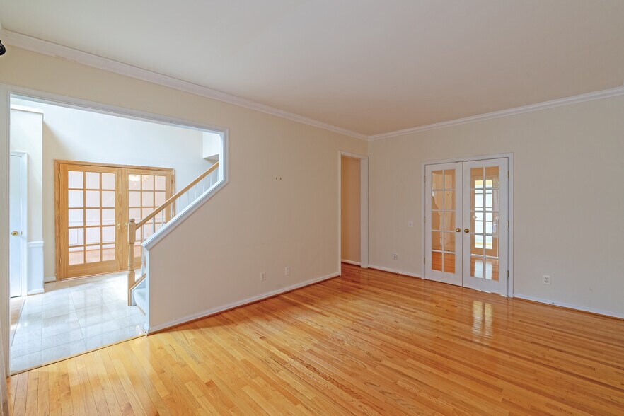 Building Photo - 47174 Chambliss Ct