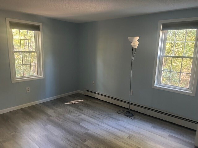 Building Photo - 39 Lantern Ln