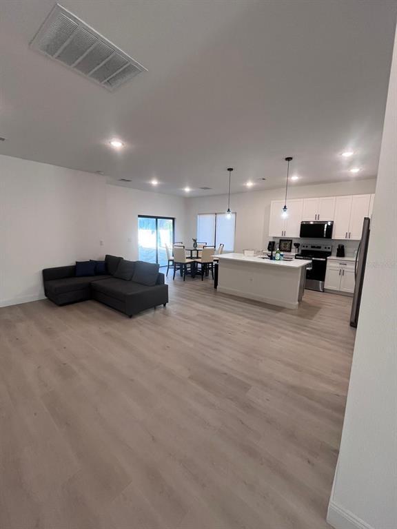 Building Photo - 1597 Kerman St