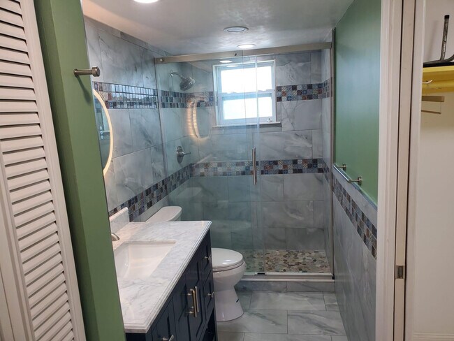 Building Photo - 1481 S Ocean Blvd