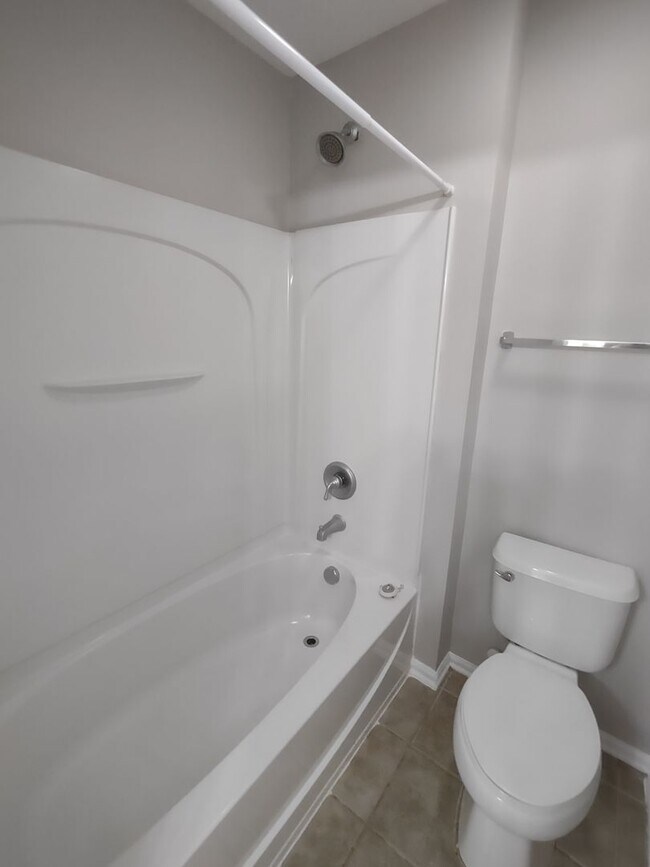 Building Photo - Beautiful Home located in the McCoy Crossing Community!