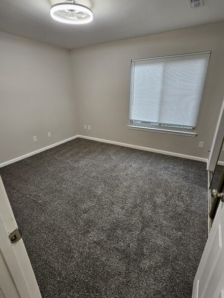 Building Photo - 148 Haverford Ct