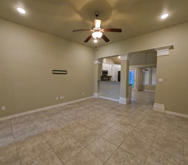 Building Photo - 7745 Corral Dr