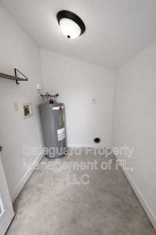 Building Photo - 4185 Ravenwood Dr