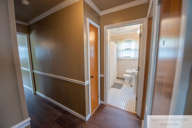 Hall - 3711 Oakland Rd NE