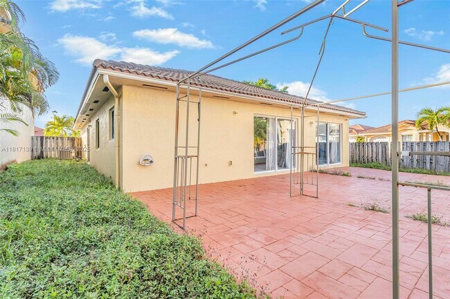 Building Photo - 21403 SW 89th Pl