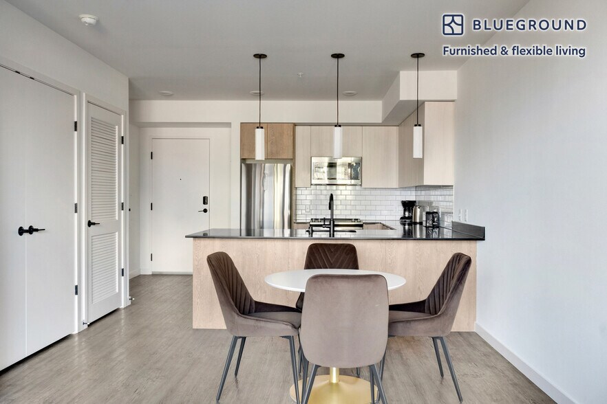 Building Photo - 1502 Fawcett Ave