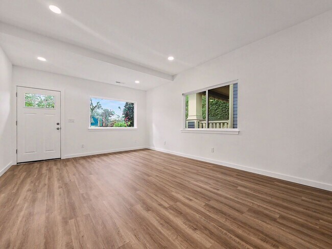 Building Photo - 3538 S Hudson St