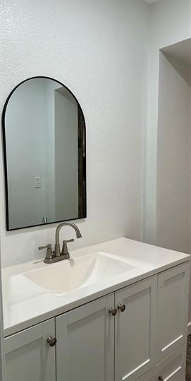 Building Photo - "Charming 3-Bed, 2-Bath Home in McAllen – Spacious 1,300 Sq. Ft. Gem on East Vine Avenue!"