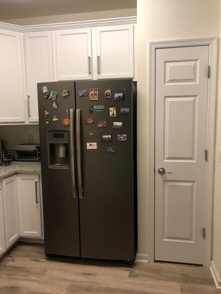 Kitchen - 3810 Lightfoot St